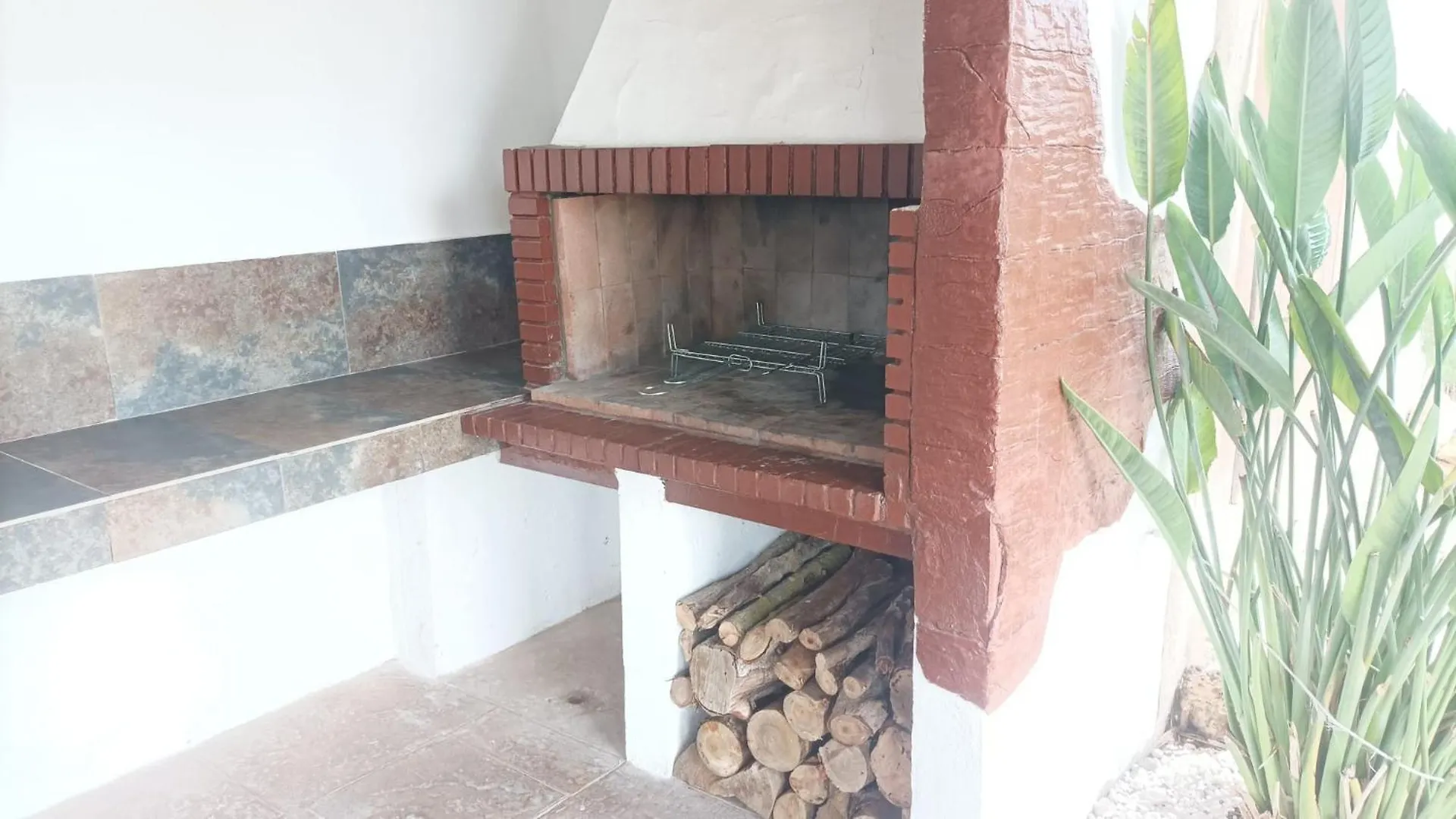 Masia Rural Can Ribes Дельтебре Испания